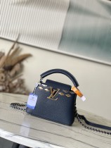 LV Capucines M12751