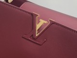 LV CAPUCINES SOUPLE M24607
