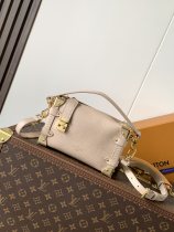 LV Nicolas Ghesqui M15226
