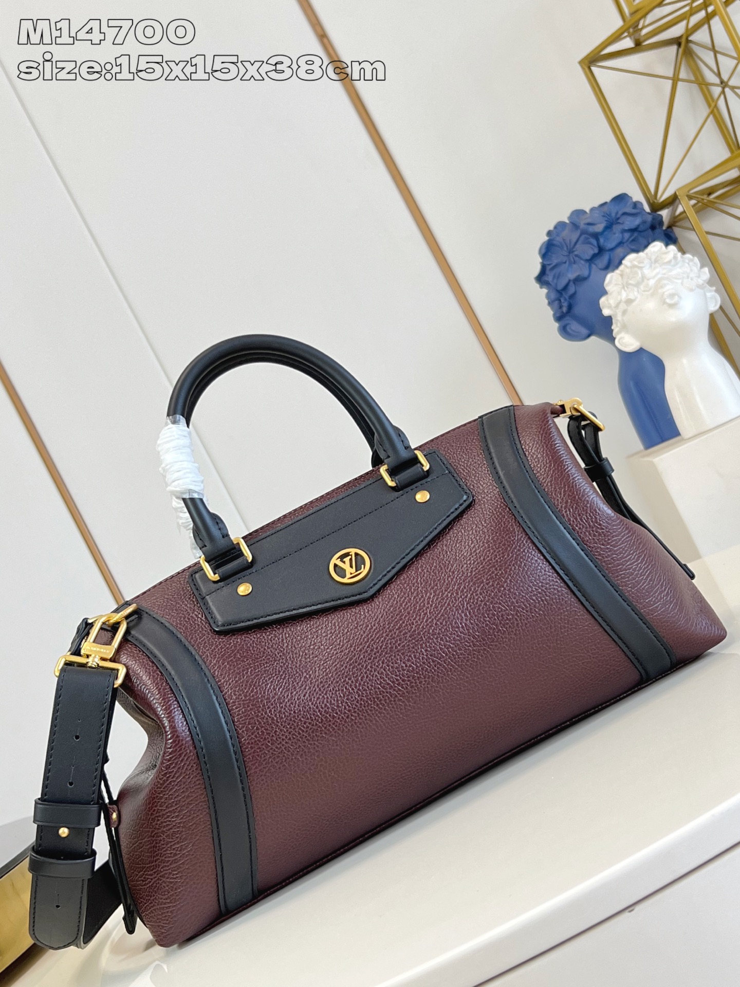 LV Nicolas Ghesqui M14700