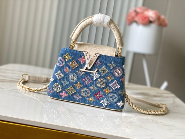 LV Capucines M12947