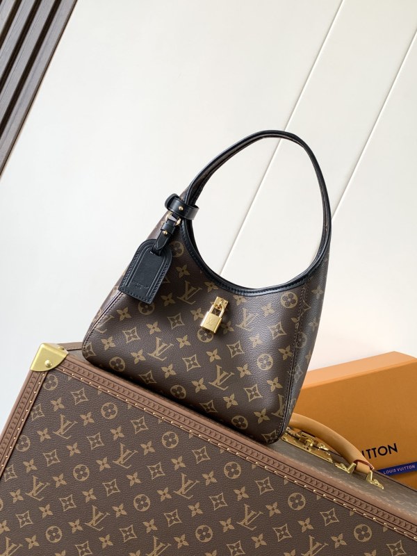 LV Flower Hobo M12940