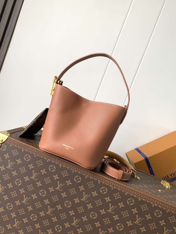 LV All In BB M25543