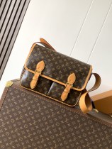 LV Monogram M14723