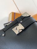LV Nicolas Ghesqui M25160