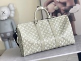 LV Monogram M12504