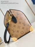 LV Monogram M26181