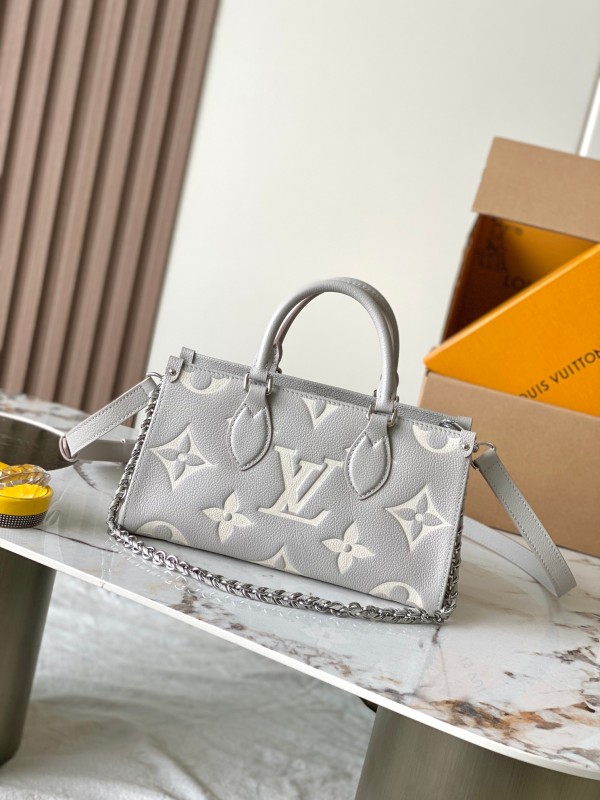 LV OnTheGo East West M14213