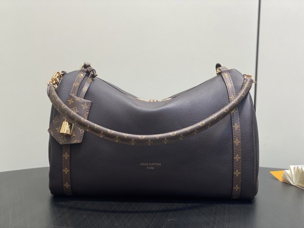 LV Express Lt M26357
