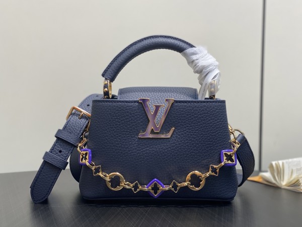 LV CAPUCINES M14970