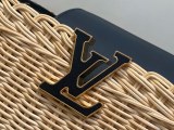 LV Capucines BB Hl M26005