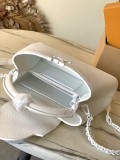 LV Capucines BB M25256
