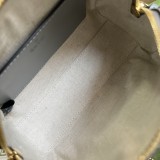 GG 702251