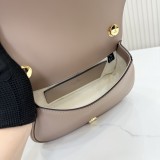 GG 815700