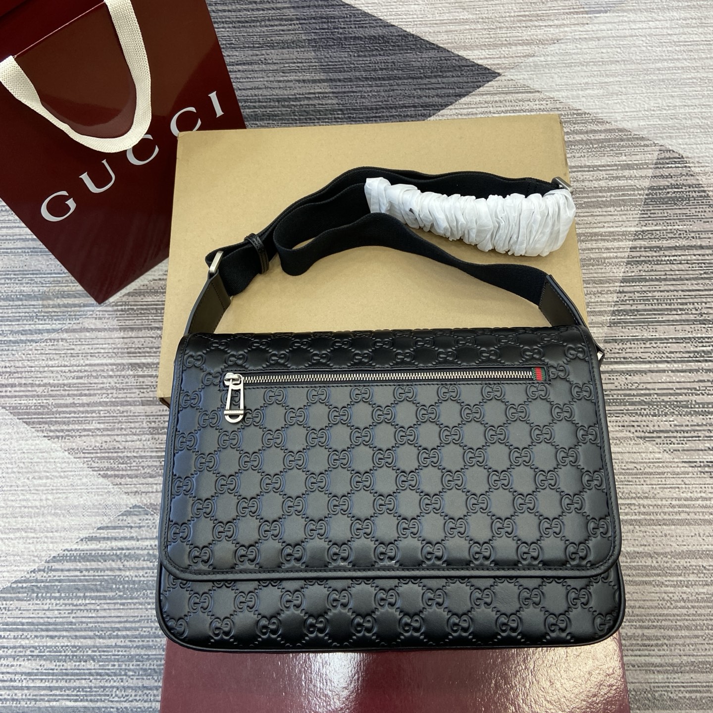 GG 850235