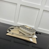GG 760196