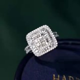 18k Gold Diamond Luxury Ladder Square Ring