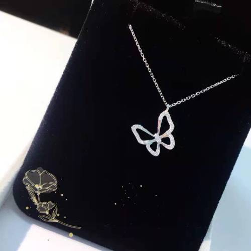 18K Gold 🦋 Butterfly Diamond Necklace