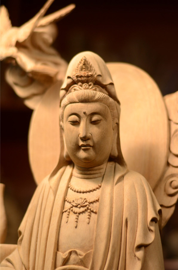 自在觀音/觀世音菩薩/錦雕/白身/2尺2/26寸