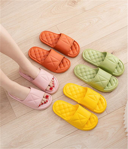 Home Slippers Summer Soft Comfortable Non-slip Flip Flops Bath Slippers Couple Men Women Family Flat Shoes Indoor Hotel Sandals