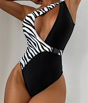 Skew Collar Patchwork Cut Out One Piece Swimsuit XL2243
