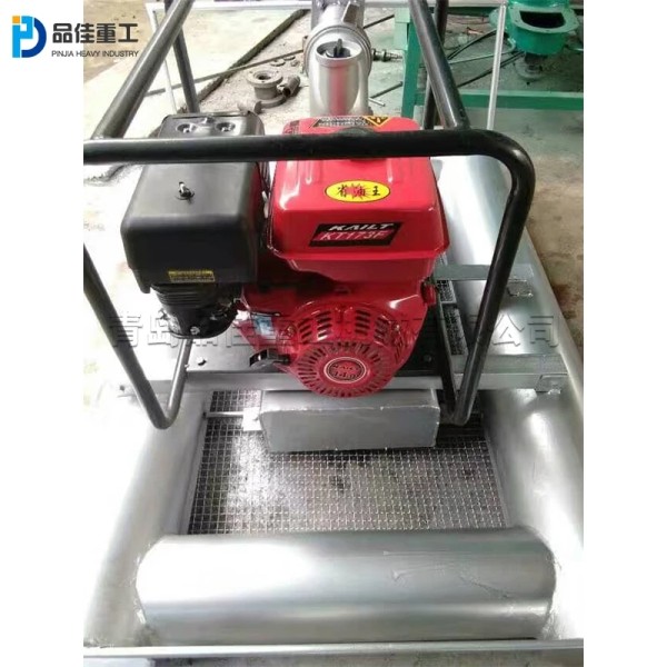 Pontoon type small lotus root digging machine Ship type small volume automatic lotus root picker Ship borne reciprocating water