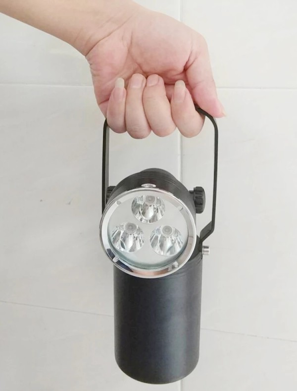 Ocean king jiw 5210/5281b portable multi-function floodlight BAD309B energy-saving hand-held searchlight