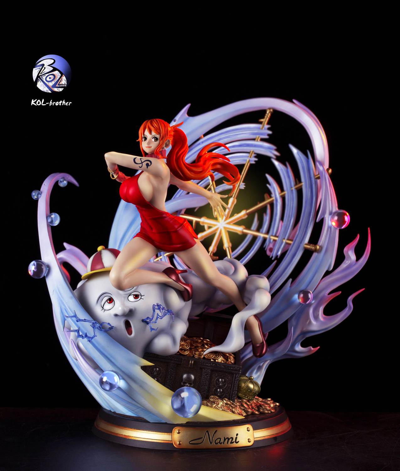 statue nami