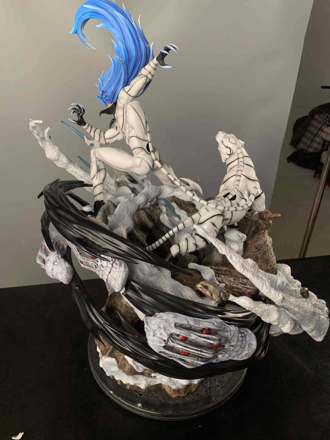 bleach resin statue