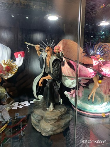 【In Stock】Ryu Studio BLEACH Kenpachi 1/6 scale resin statue(copyright)