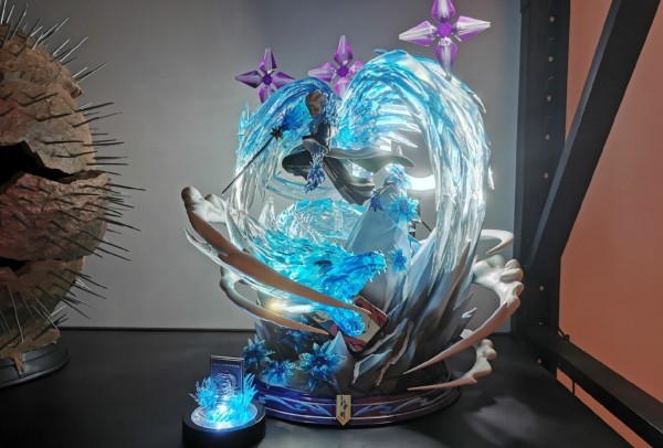 bleach resin statue