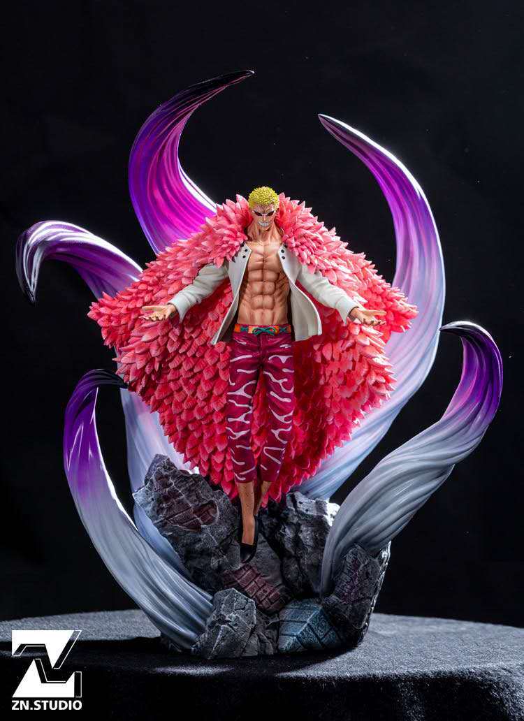 doflamingo statue