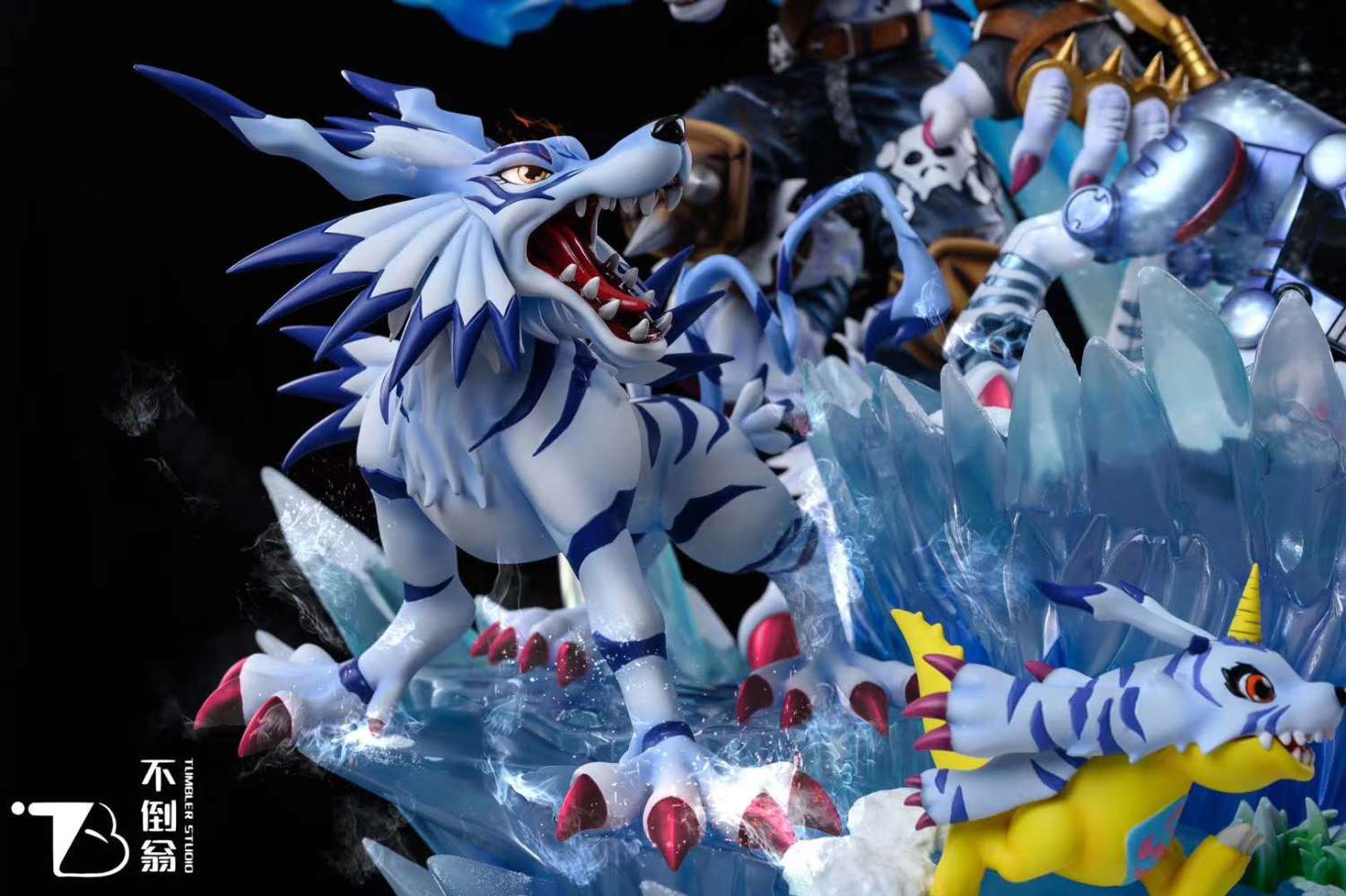 garurumon statue