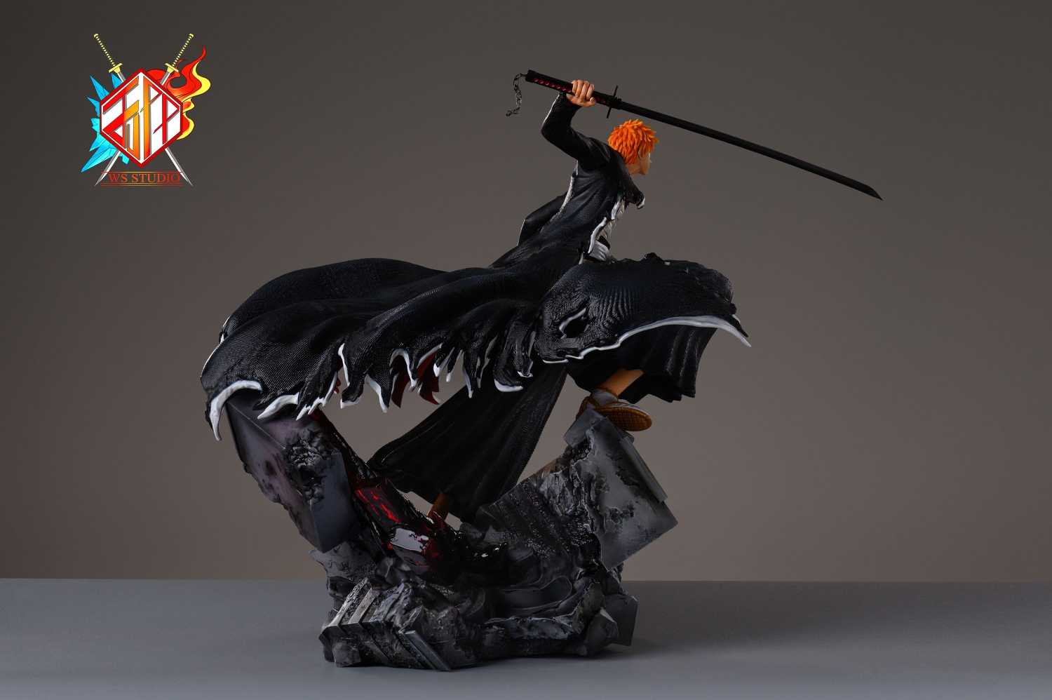 bleach resin statue