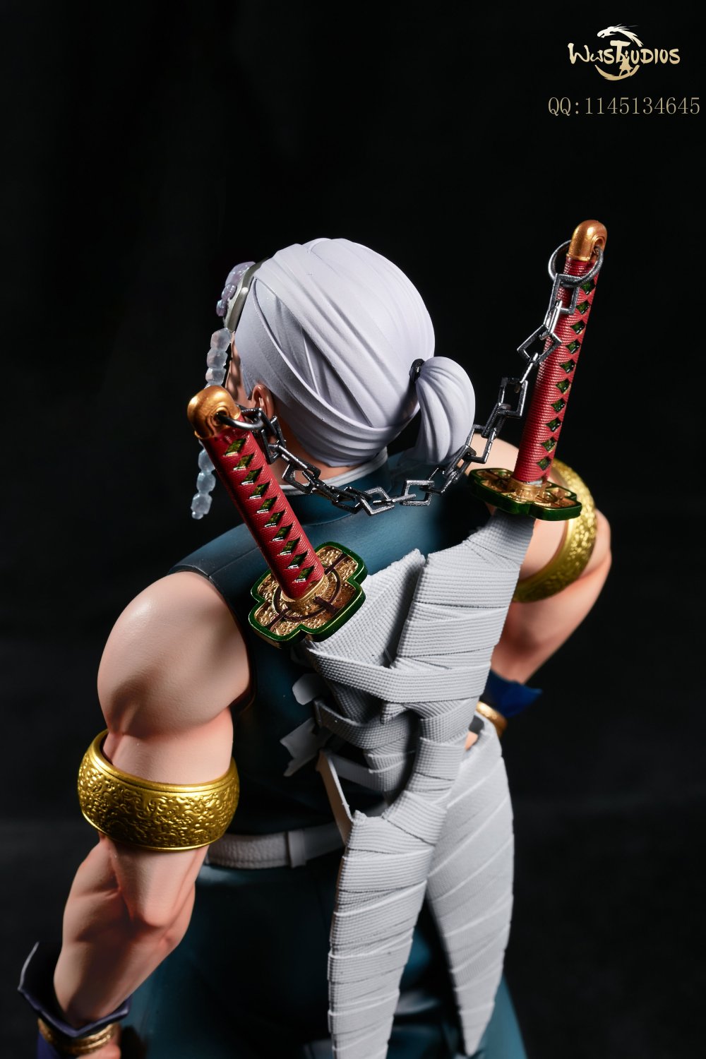 demon slayer tengen uzui figure