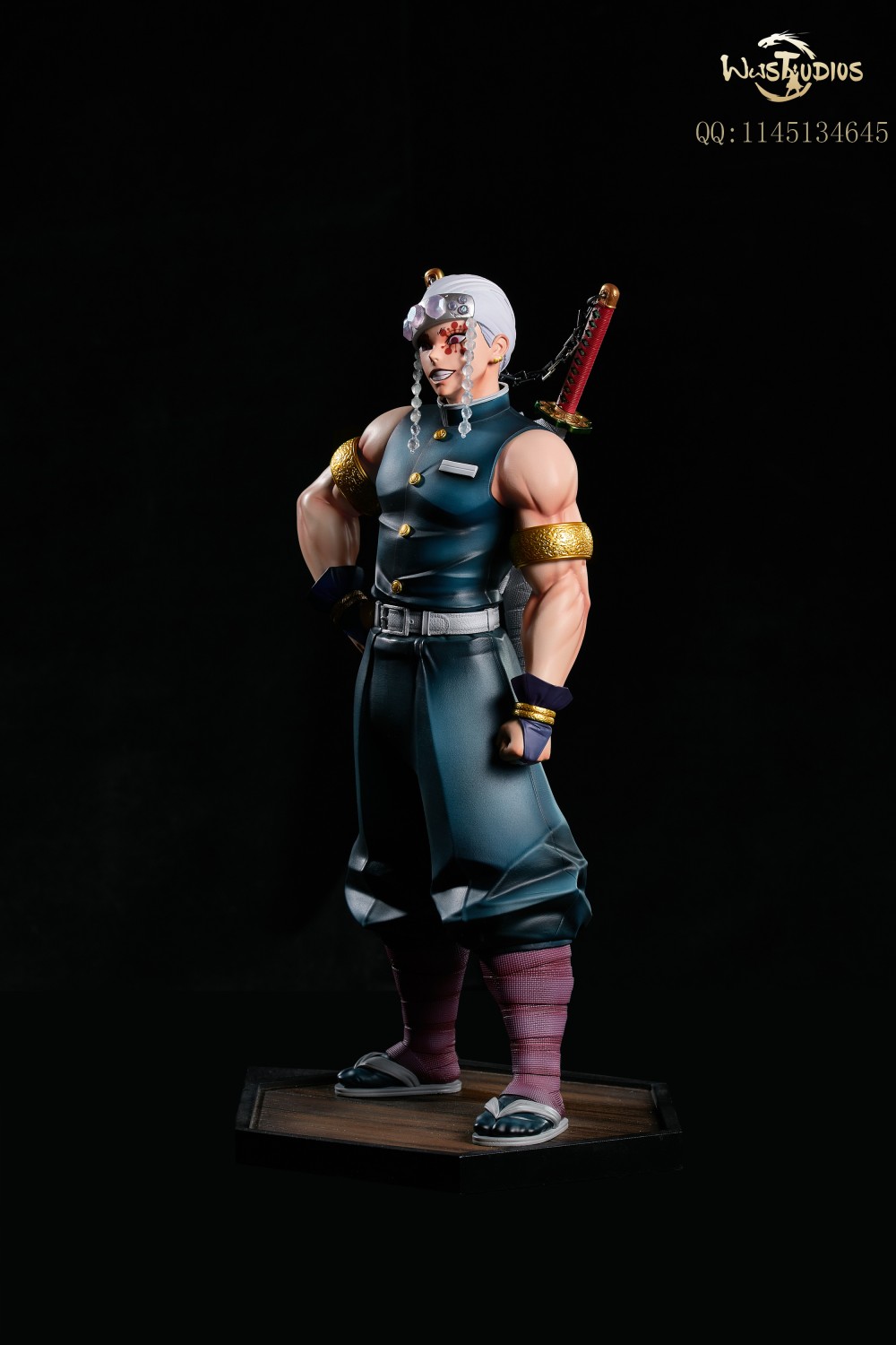 demon slayer tengen uzui figure