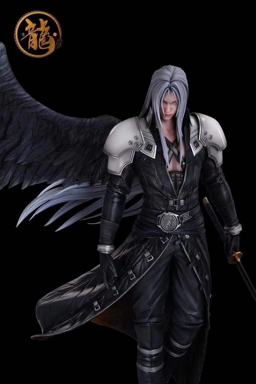 giant sephiroth statue