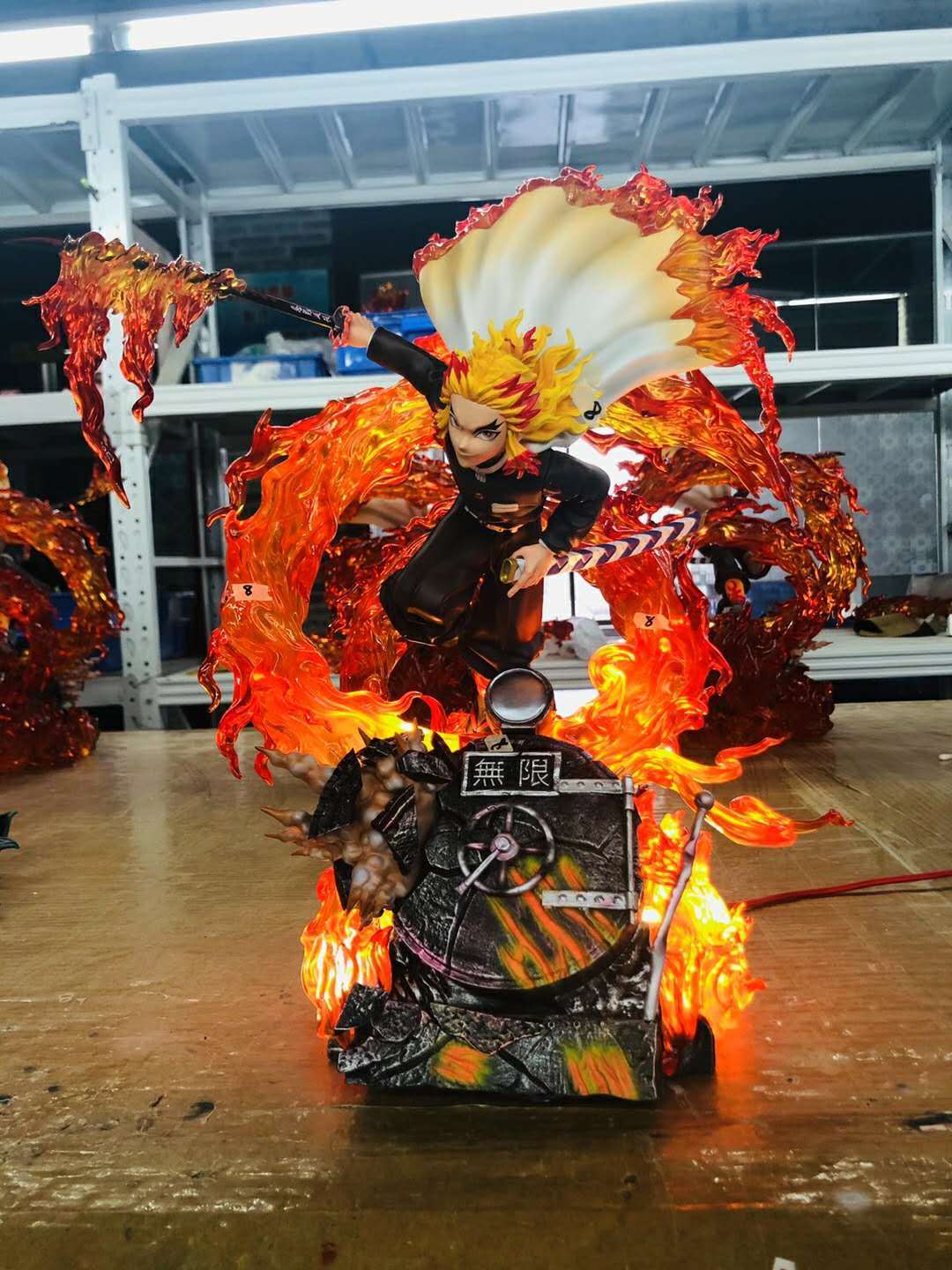 ãPreorderãTPA Studio Demon Slayer Rengoku Kyoujurou resonance resin statue deposit