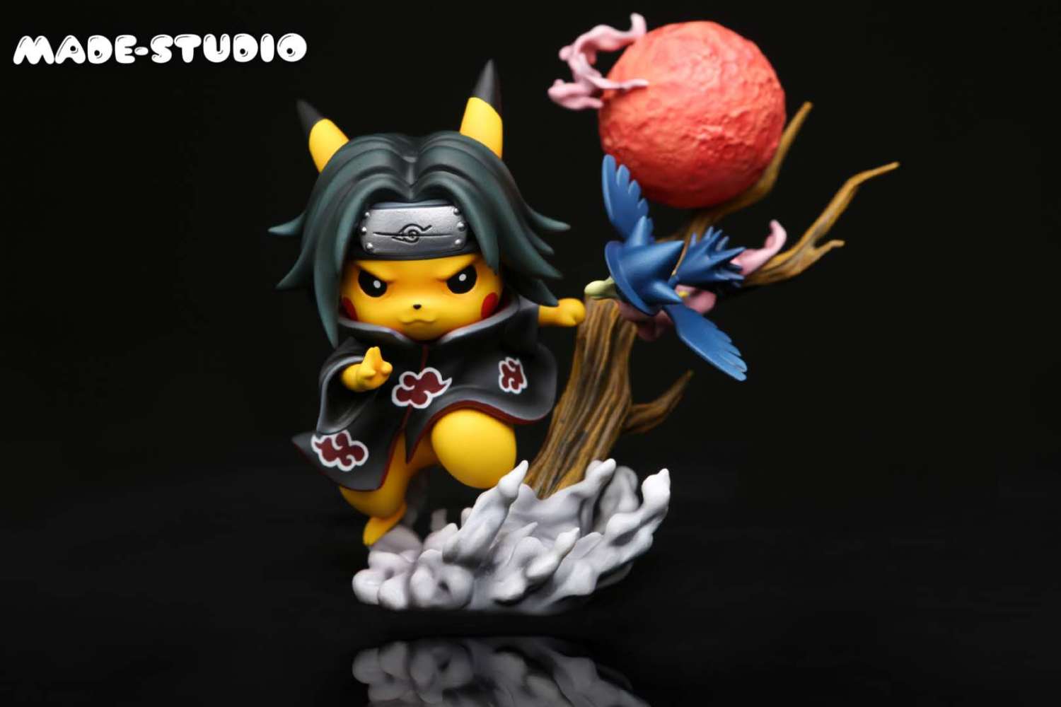 pikachu vmax statue