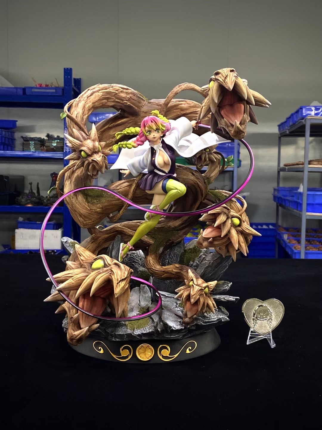 mitsuri magic cube