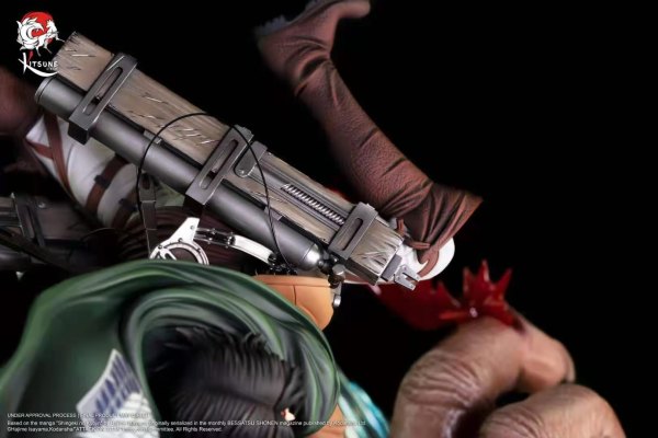 attack on titan resin statue