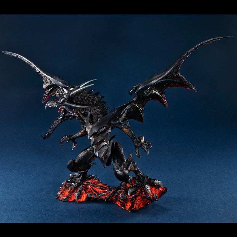 megahouse red eyes black dragon