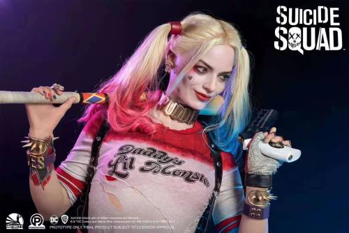 【Preorder】Infinity Studio DC Series Life Size Bust Suicide Squad Harley Quinn's Postcard