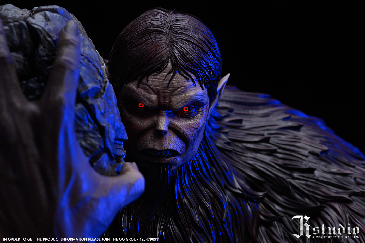 attack on titan resin statue