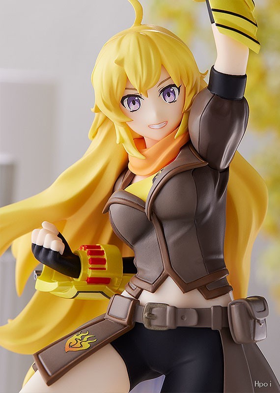rwby yang statue