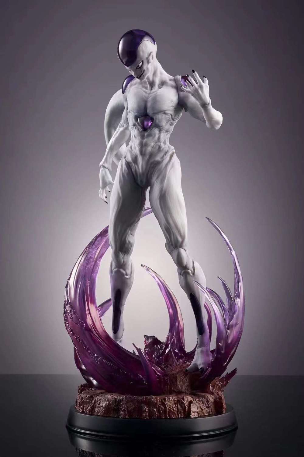 frieza resin statue
