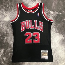 NBA Men Season 1998 Retro Chicago Bulls Black #23 JORDAN Jersey High Quality Name and Number Print