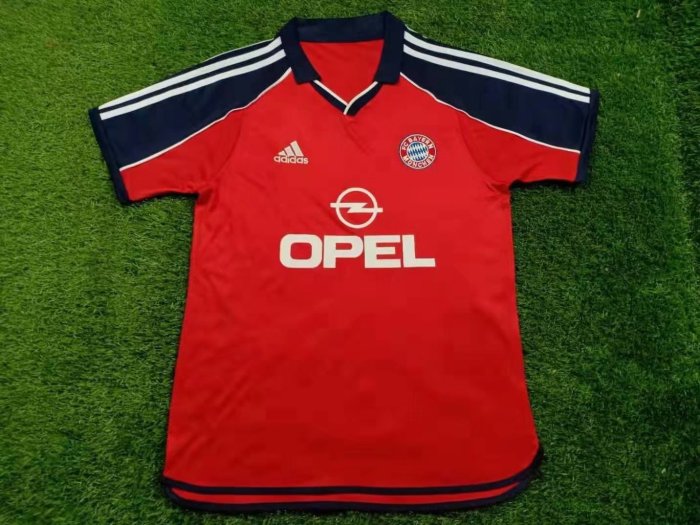 2000/2001 Bayern Munich Champions League Soccer Jersey