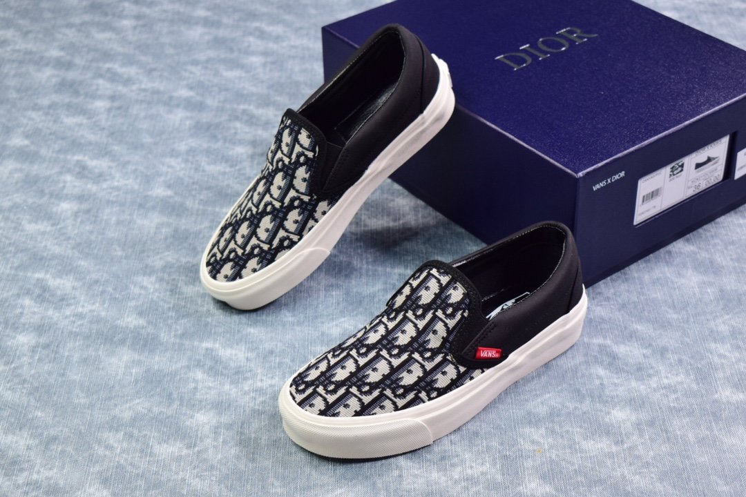 US$ 99.00 - Dior x Vans in low top shoes - www.aclotzone.com