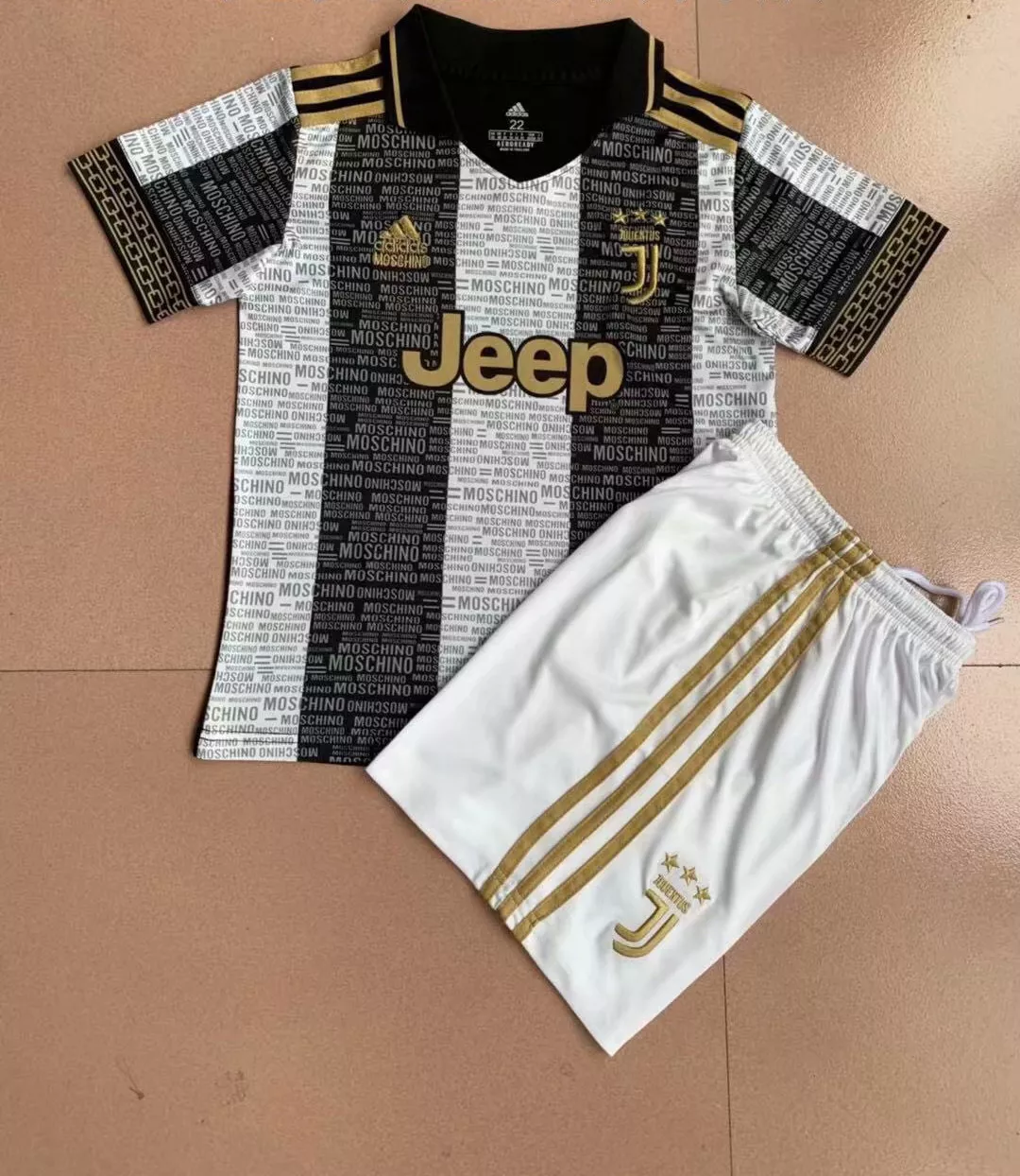 juventus moschino jersey